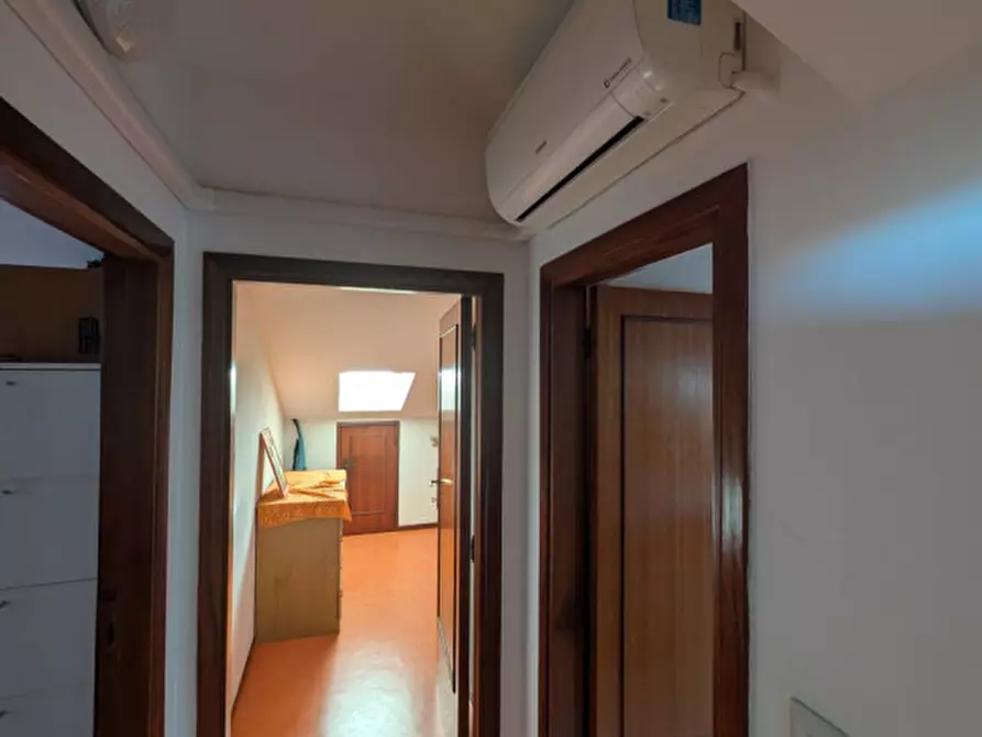 Immagine 10 di Attico in vendita  in Via Michelangelo Buonarroti a Ancona