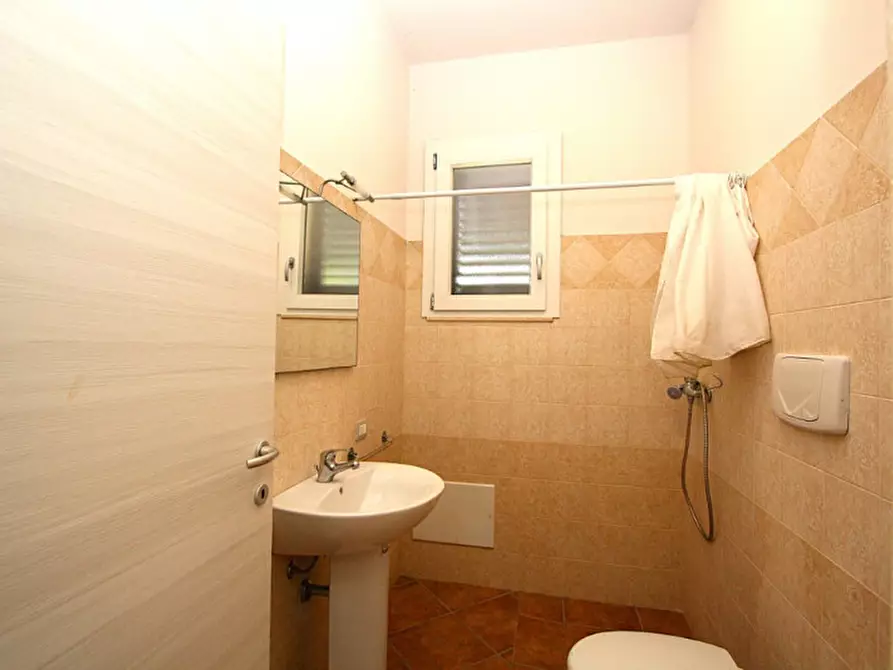 Immagine 28 di Villa in vendita  a Parabita