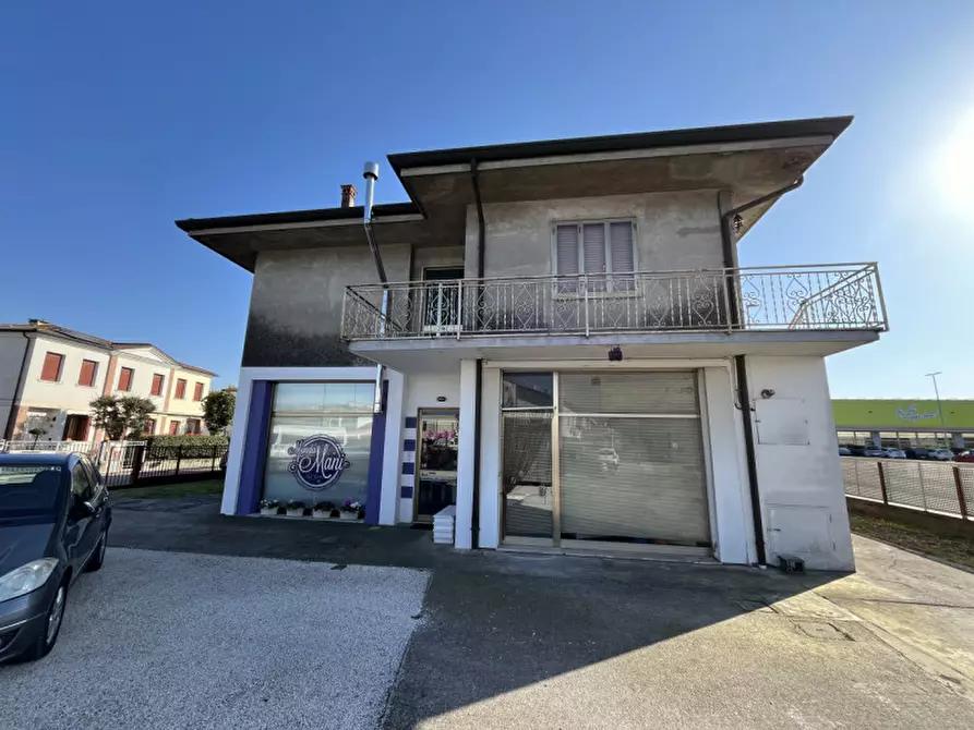 Immagine 5 di Villetta a schiera in vendita  in Via Dante Alighieri a Noventa Vicentina