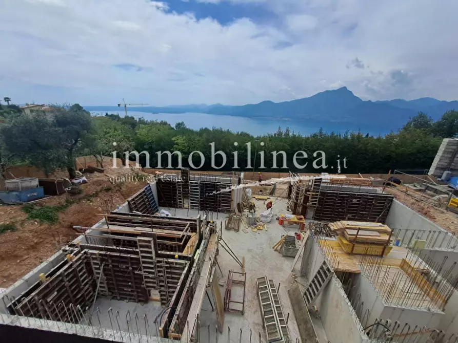 Immagine 4 di Appartamento in vendita  in VIA SAN ZENO a Torri Del Benaco