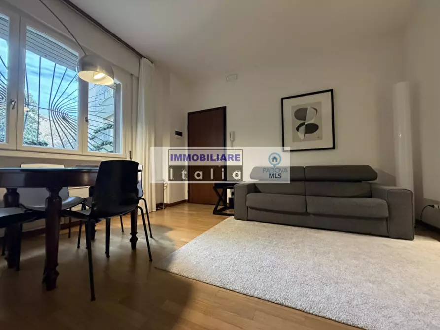 Immagine 2 di Appartamento in vendita  in via Bomporti a Padova