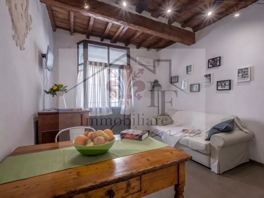 Immagine 1 di Negozio in vendita  in Via d'Ardiglione a Firenze
