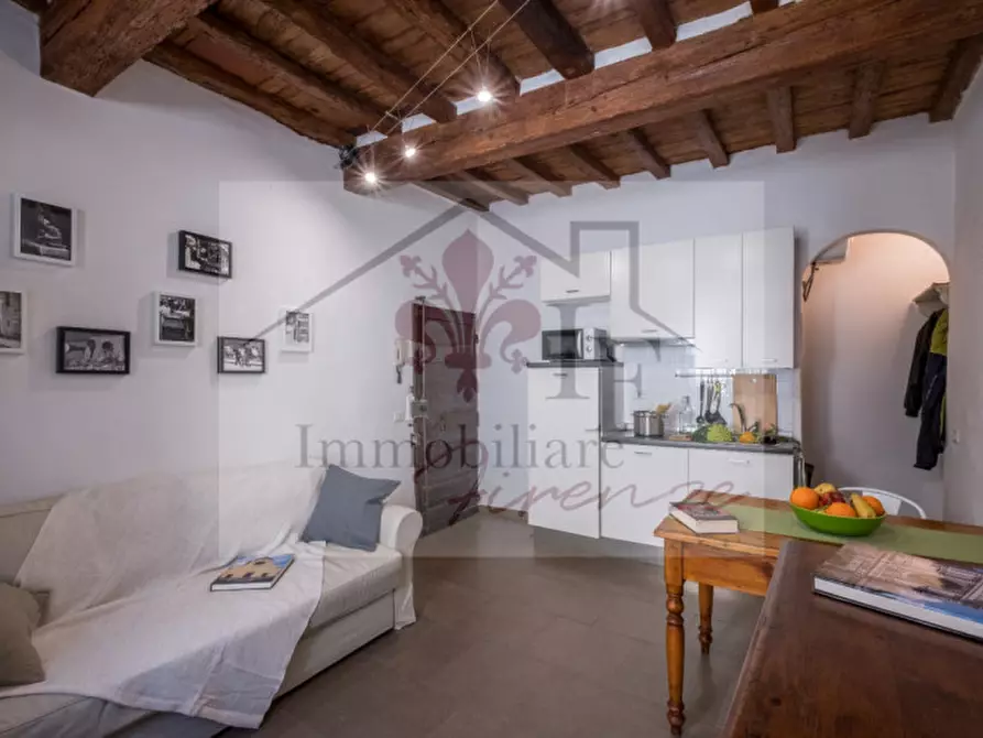 Immagine 2 di Negozio in vendita  in Via d'Ardiglione a Firenze
