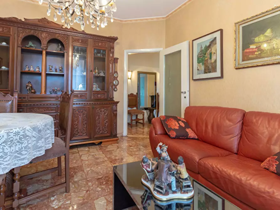 Immagine 2 di Appartamento in vendita  a Rozzano