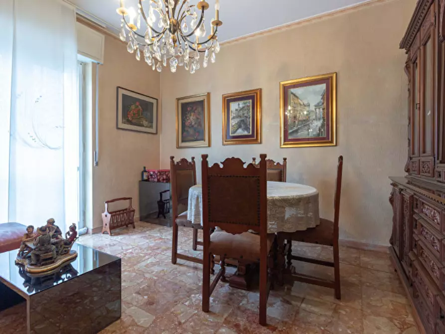 Immagine 3 di Appartamento in vendita  a Rozzano