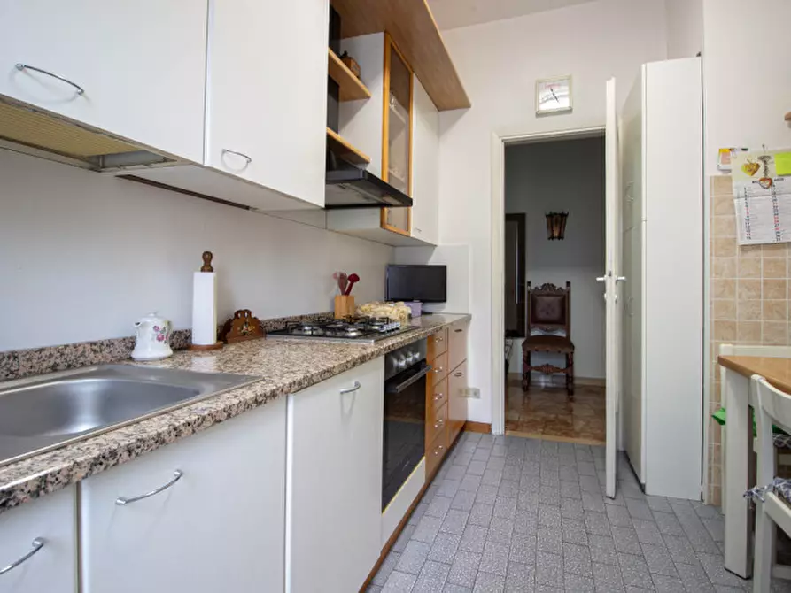 Immagine 9 di Appartamento in vendita  a Rozzano