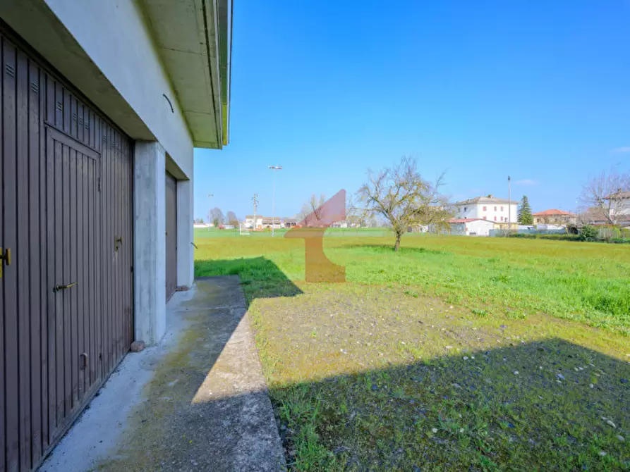 Immagine 10 di Villa in vendita  in località casalbarbato a Fontanellato