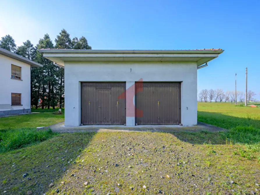 Immagine 12 di Villa in vendita  in località casalbarbato a Fontanellato