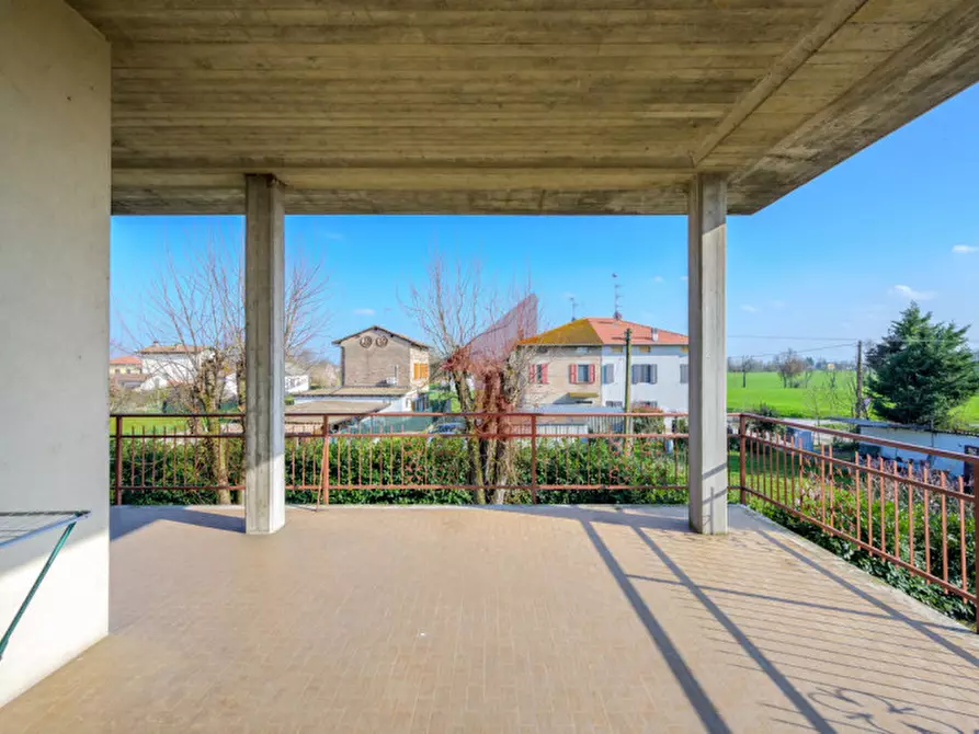 Immagine 71 di Villa in vendita  in località casalbarbato a Fontanellato