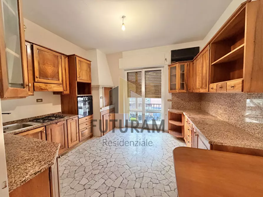 Immagine 3 di Appartamento in vendita  in VIA PASQUALIGO,10 a Vicenza