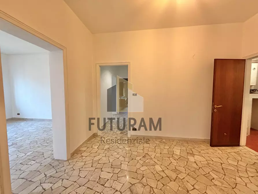 Immagine 7 di Appartamento in vendita  in VIA PASQUALIGO,10 a Vicenza