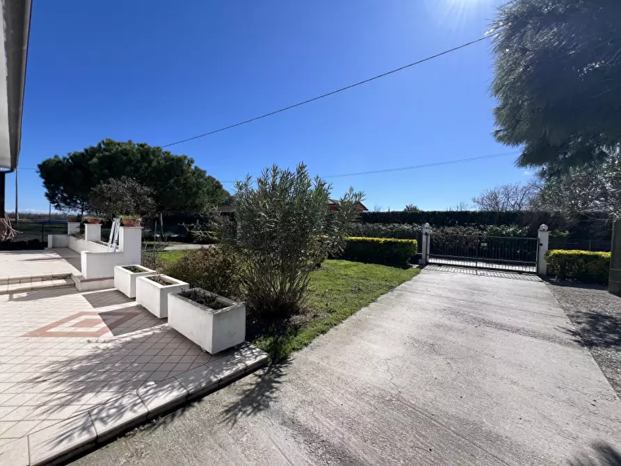 Immagine 4 di Casa indipendente in vendita  in Via Primo Maggio a Chioggia