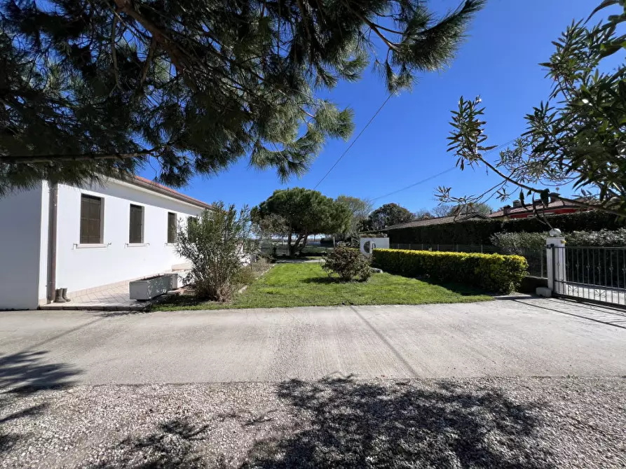 Immagine 8 di Casa indipendente in vendita  in Via Primo Maggio a Chioggia