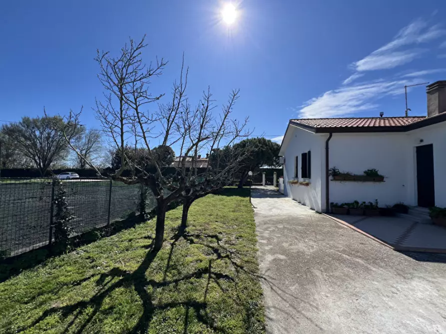 Immagine 21 di Casa indipendente in vendita  in Via Primo Maggio a Chioggia