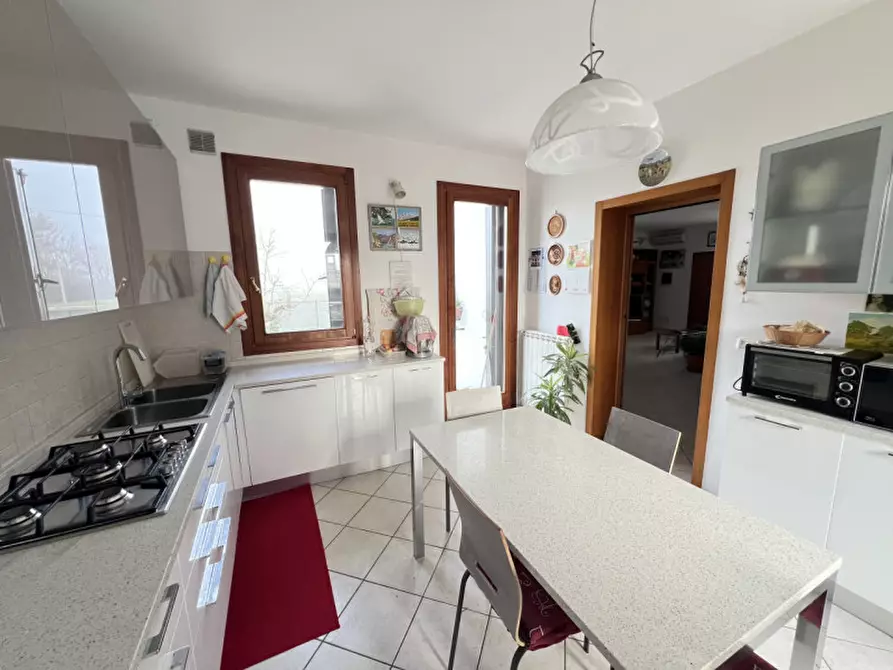 Immagine 25 di Casa indipendente in vendita  in Via Primo Maggio a Chioggia