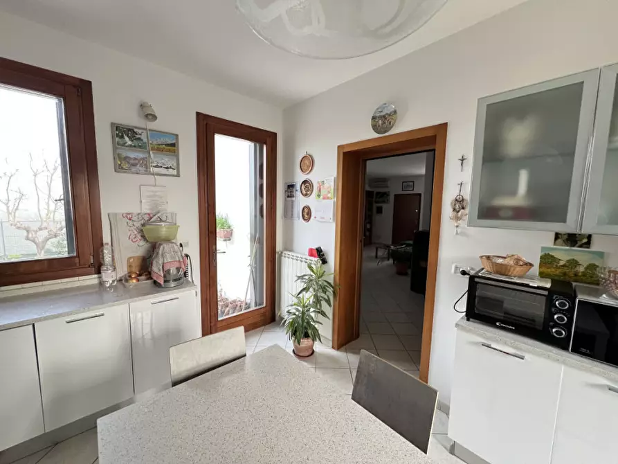 Immagine 29 di Casa indipendente in vendita  in Via Primo Maggio a Chioggia