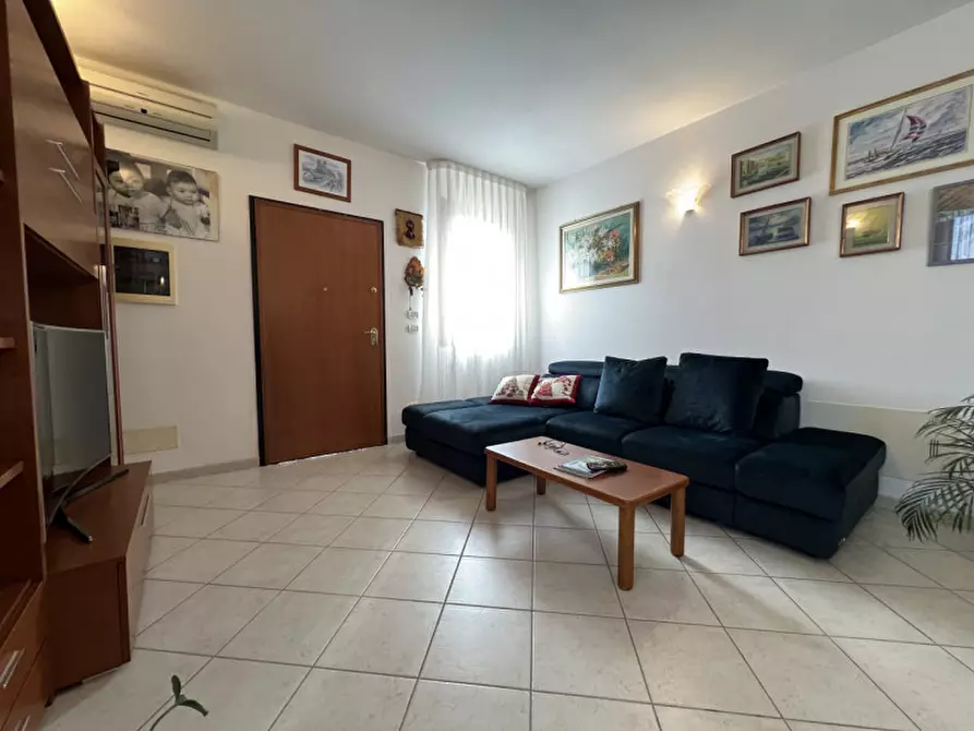 Immagine 33 di Casa indipendente in vendita  in Via Primo Maggio a Chioggia