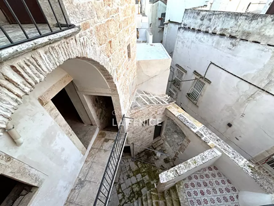 Immagine 28 di Casa indipendente in vendita  in vico montedoro a Martina Franca