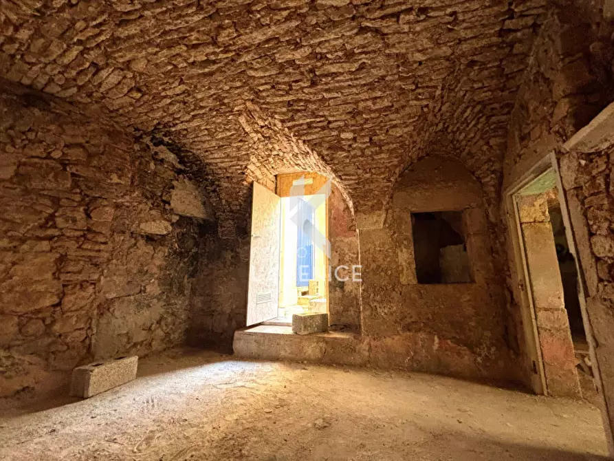 Immagine 39 di Casa indipendente in vendita  in vico montedoro a Martina Franca