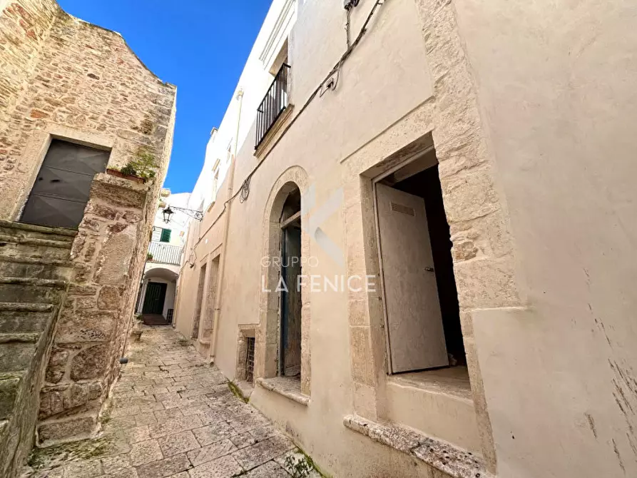 Immagine 40 di Casa indipendente in vendita  in vico montedoro a Martina Franca