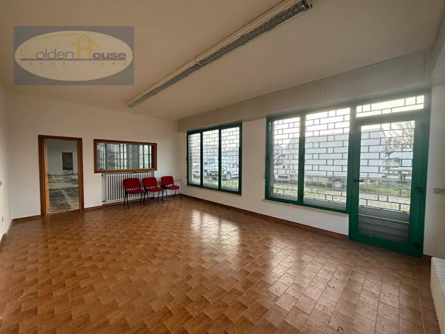 Immagine 18 di Capannone industriale in vendita  in Via Giotto 3-5 a Molinella