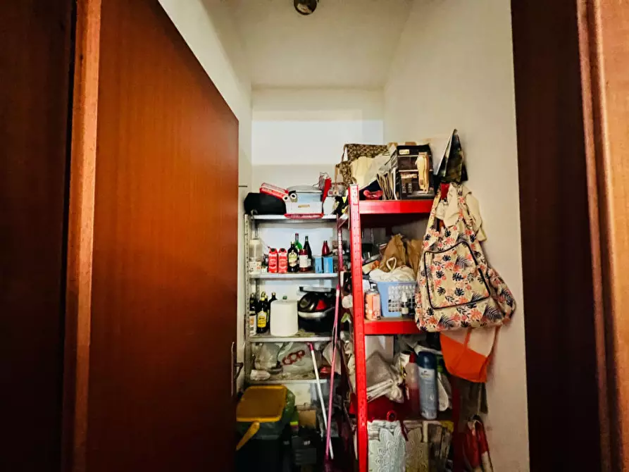 Immagine 13 di Appartamento in vendita  in Via San Sebastiano a Pizzo