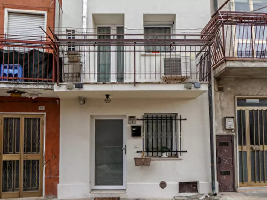 Immagine 1 di Villetta a schiera in vendita  a Monteforte D'alpone