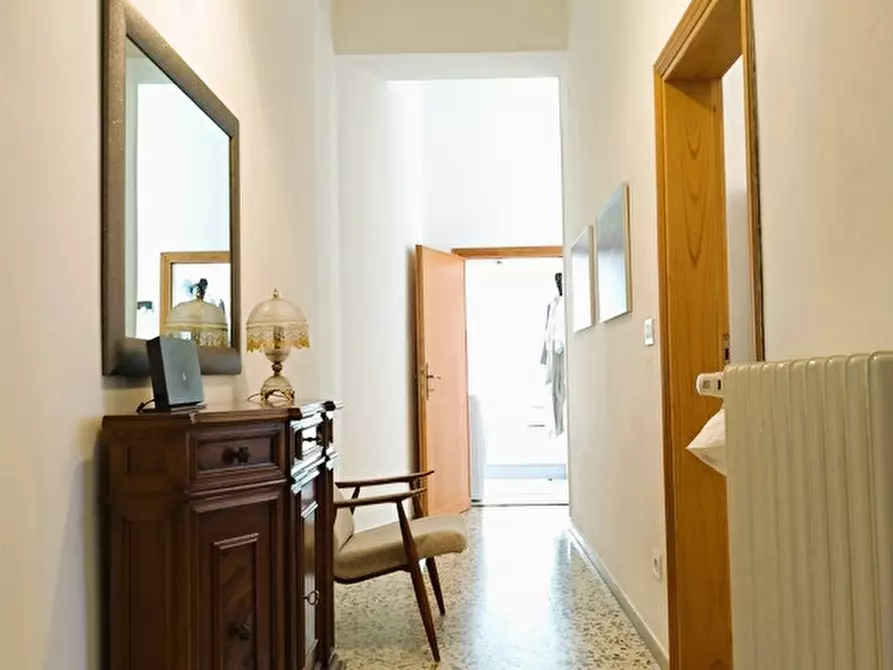 Immagine 10 di Appartamento in vendita  in Via Guglielmo Marconi a Passignano Sul Trasimeno