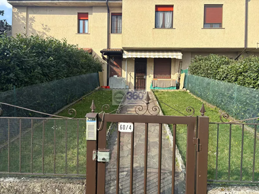 Immagine 3 di Appartamento in vendita  in Via San Zenone a Gussago