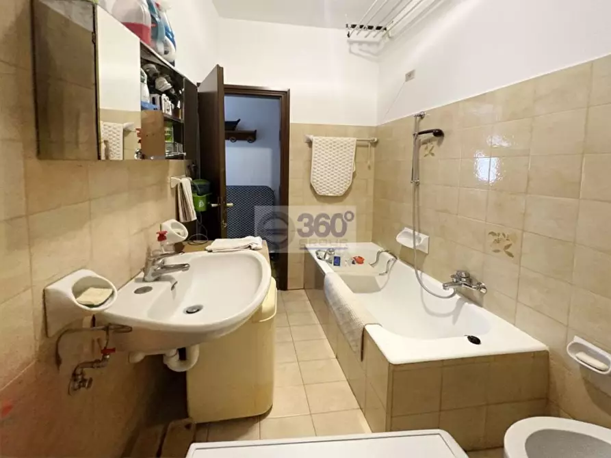 Immagine 13 di Appartamento in vendita  in Via San Zenone a Gussago