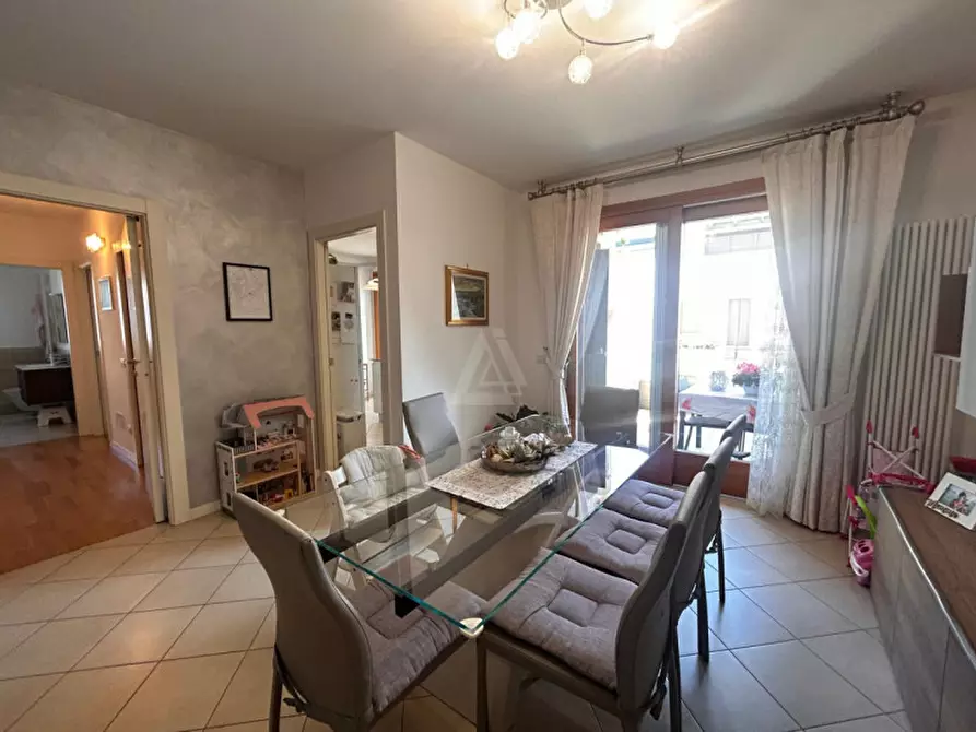 Immagine 2 di Appartamento in vendita  in Via delle Querce a Castelfranco Veneto