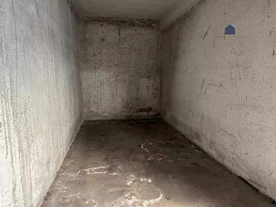 Immagine 6 di Garage in vendita  in Via Asti a Brescia