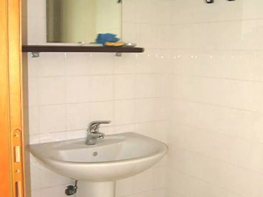 Immagine 21 di Ufficio in vendita  in VIA EMILIA 17 a Rimini