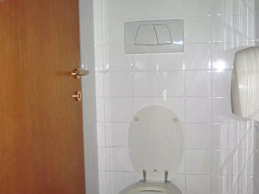 Immagine 23 di Ufficio in vendita  in VIA EMILIA 17 a Rimini