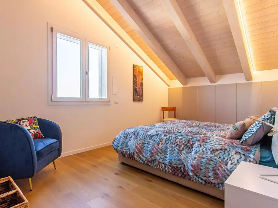 Immagine 32 di Attico in vendita  in Via Jacopo Filiasi a Padova