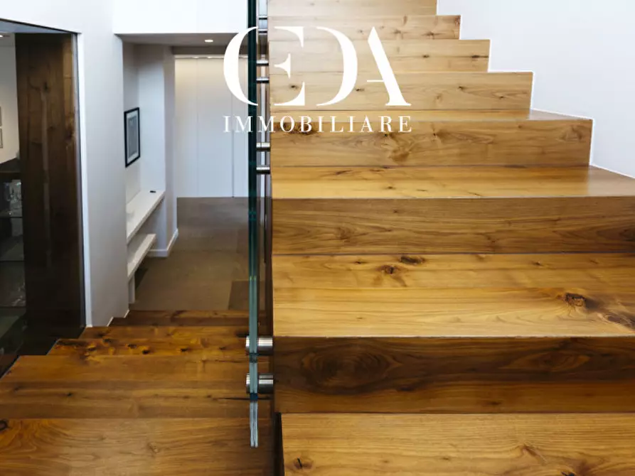 Immagine 31 di Villa in vendita  in Via della Selva a Trento