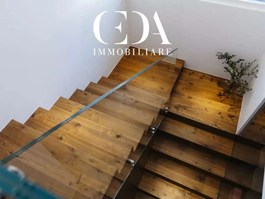 Immagine 33 di Villa in vendita  in Via della Selva a Trento