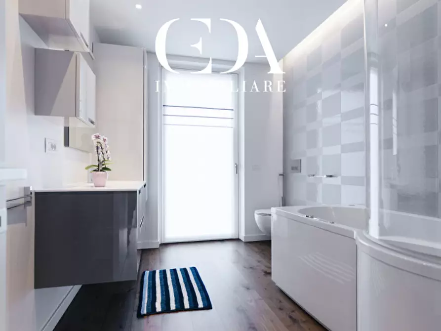 Immagine 48 di Villa in vendita  in Via della Selva a Trento