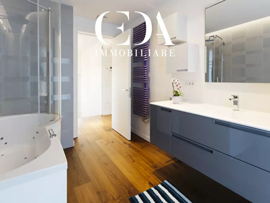 Immagine 49 di Villa in vendita  in Via della Selva a Trento