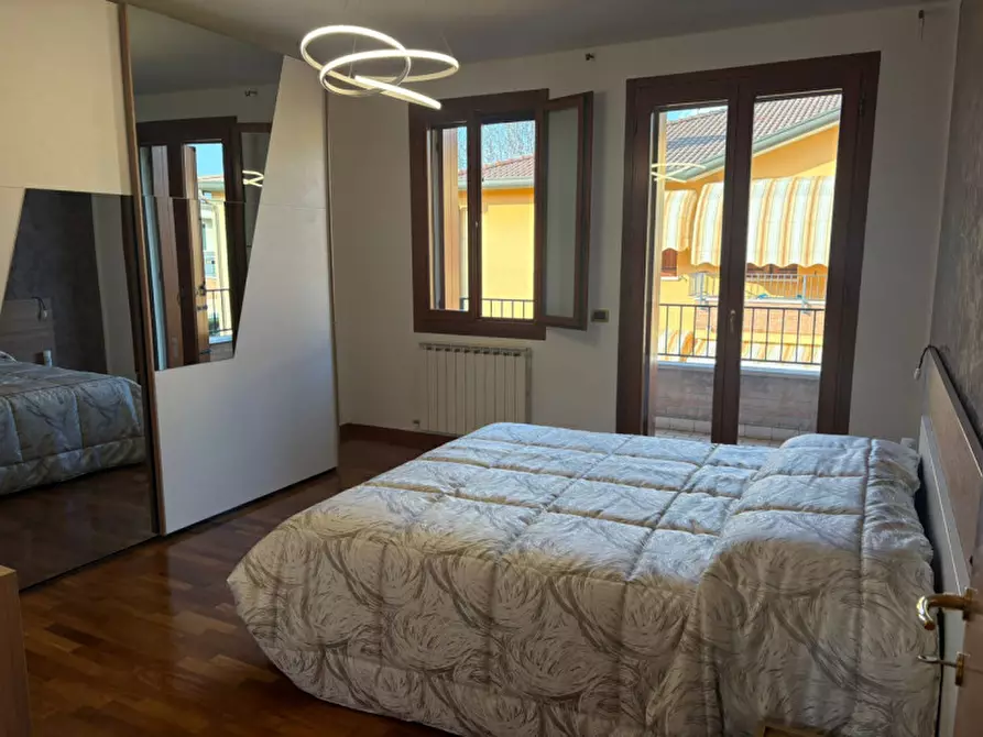 Immagine 15 di Casa quadrifamiliare in vendita  a Mira