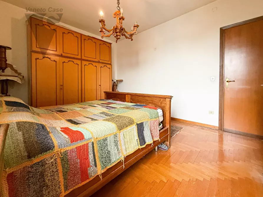 Immagine 11 di Appartamento in vendita  a Noventa Padovana