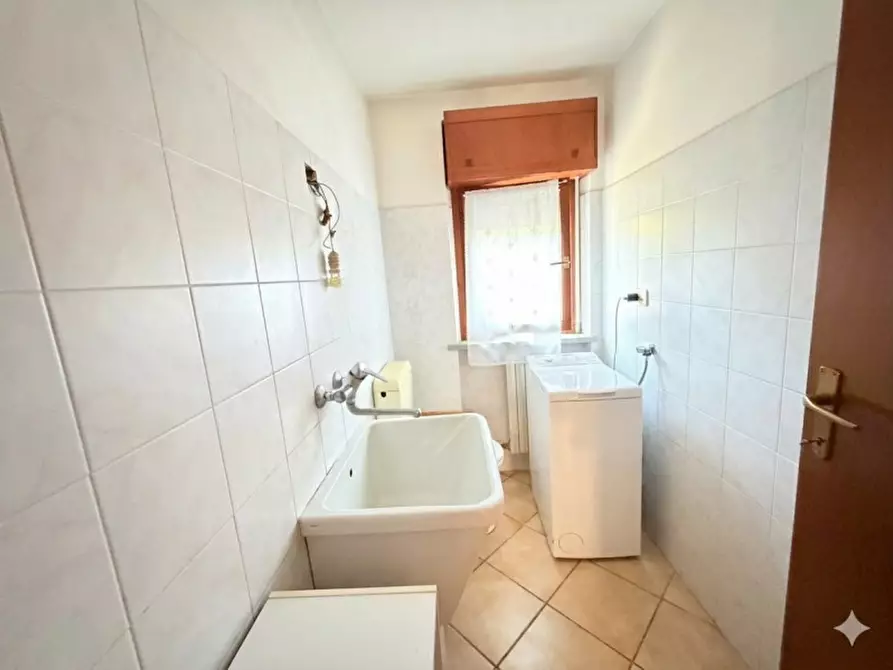 Immagine 10 di Villetta a schiera in vendita  in Via Bologna a Sorbolo Mezzani