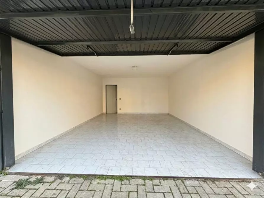 Immagine 16 di Villetta a schiera in vendita  in Via Bologna a Sorbolo Mezzani