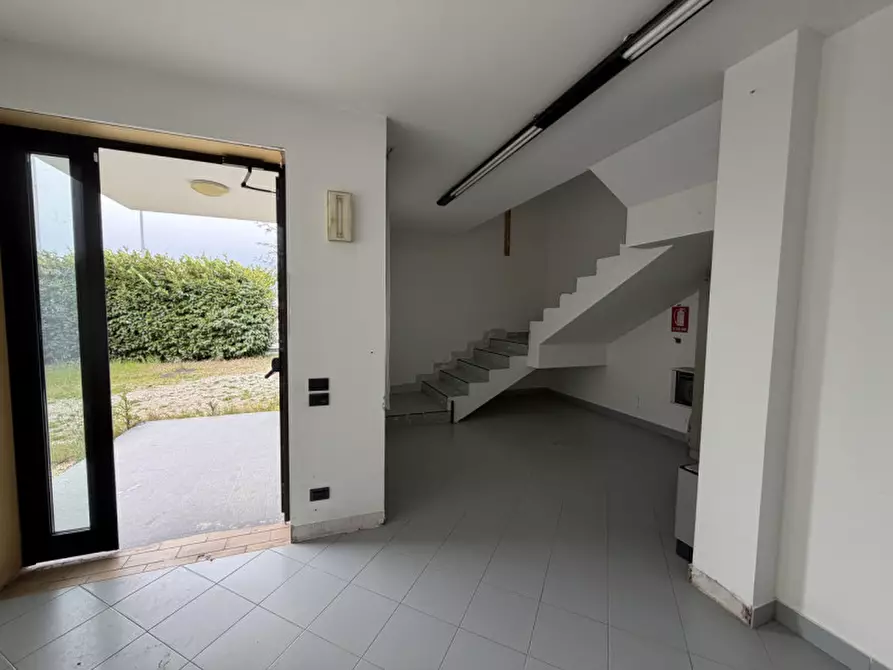 Immagine 9 di Capannone industriale in vendita  in Via Bacchiglione a Cervarese Santa Croce