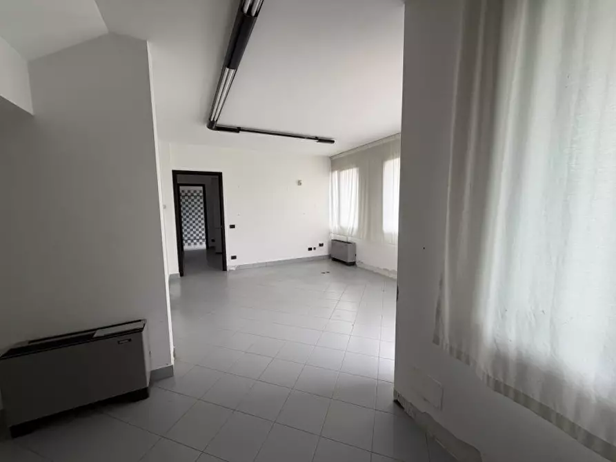 Immagine 10 di Capannone industriale in vendita  in Via Bacchiglione a Cervarese Santa Croce