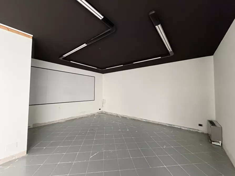 Immagine 11 di Capannone industriale in vendita  in Via Bacchiglione a Cervarese Santa Croce