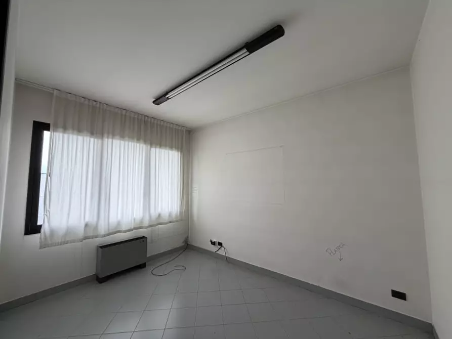 Immagine 13 di Capannone industriale in vendita  in Via Bacchiglione a Cervarese Santa Croce