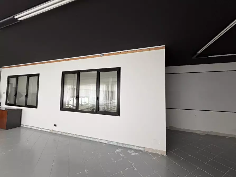 Immagine 14 di Capannone industriale in vendita  in Via Bacchiglione a Cervarese Santa Croce