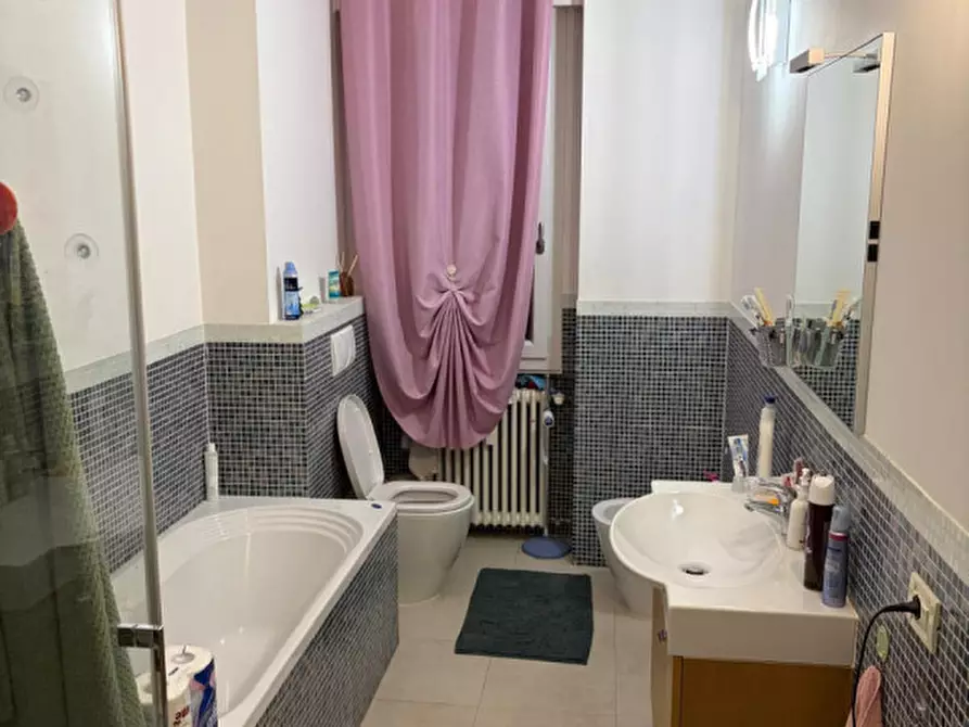 Immagine 5 di Appartamento in vendita  in Via Romana Rompato 1 a Schio