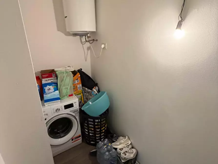 Immagine 11 di Appartamento in vendita  in Via Romana Rompato 1 a Schio